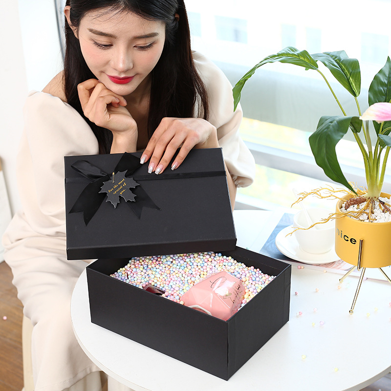 Hộp quà tặng mỹ phẩm & khăn tắm