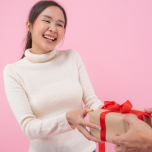 Hộp quà tặng sếp nữ.
